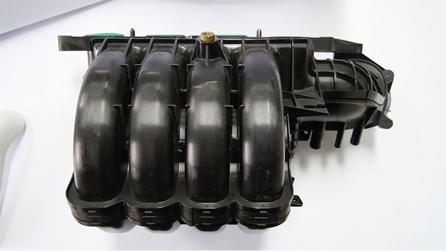  Automobile intake manifold